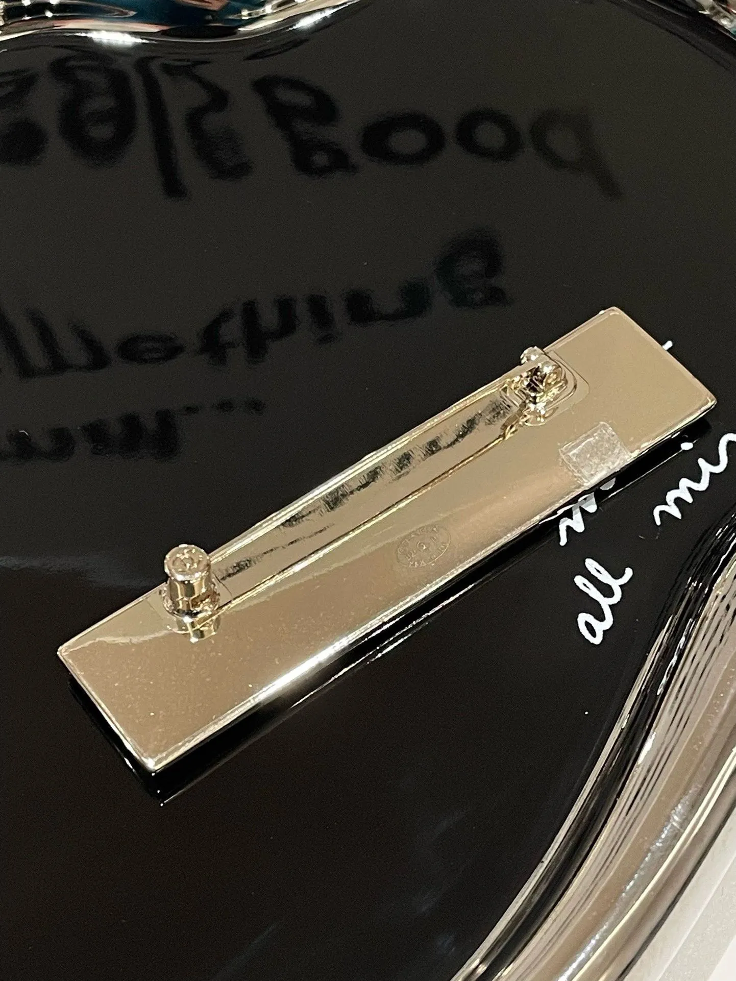 Chanel 21B Plate Brooch Gold Brooches