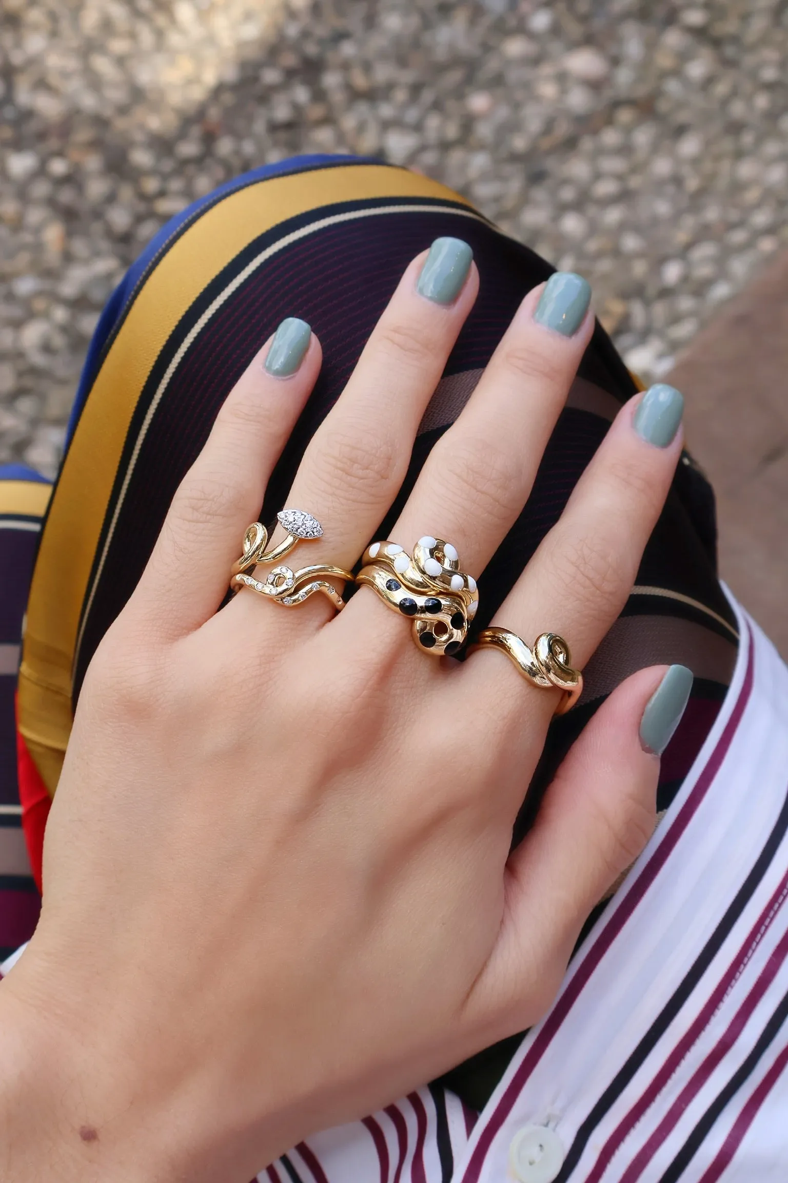Chunky Wave Polka Dot Ring