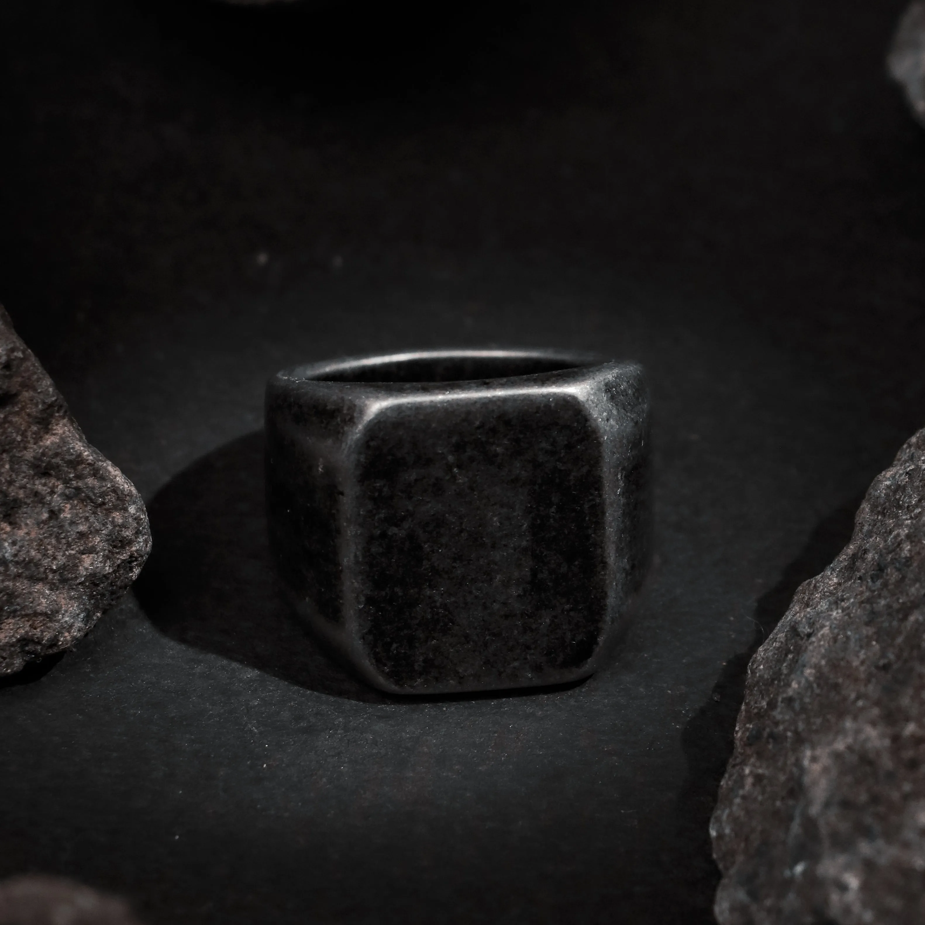 Classic Signet ring in Vintage oxidized finish
