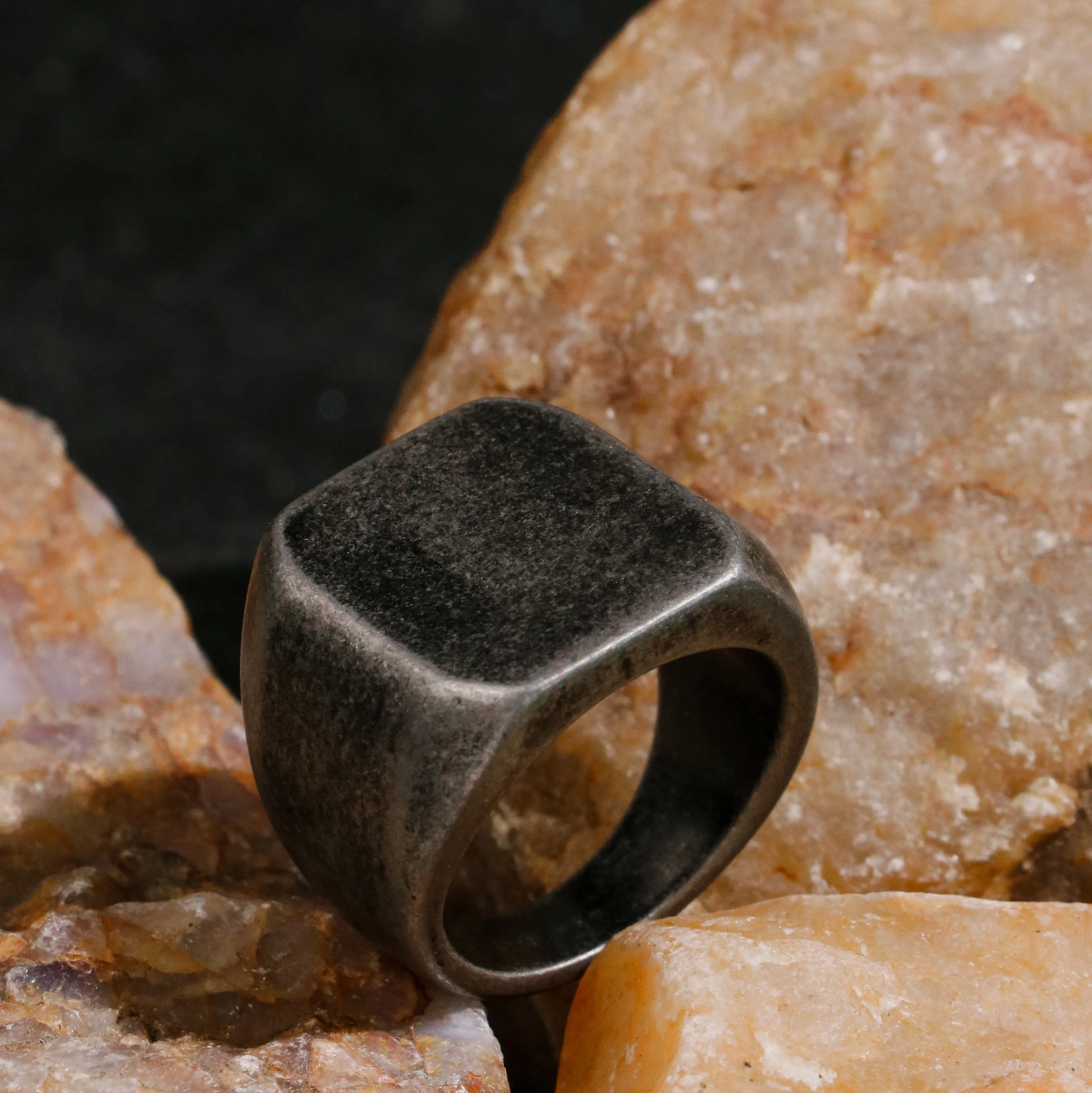 Classic Signet ring in Vintage oxidized finish
