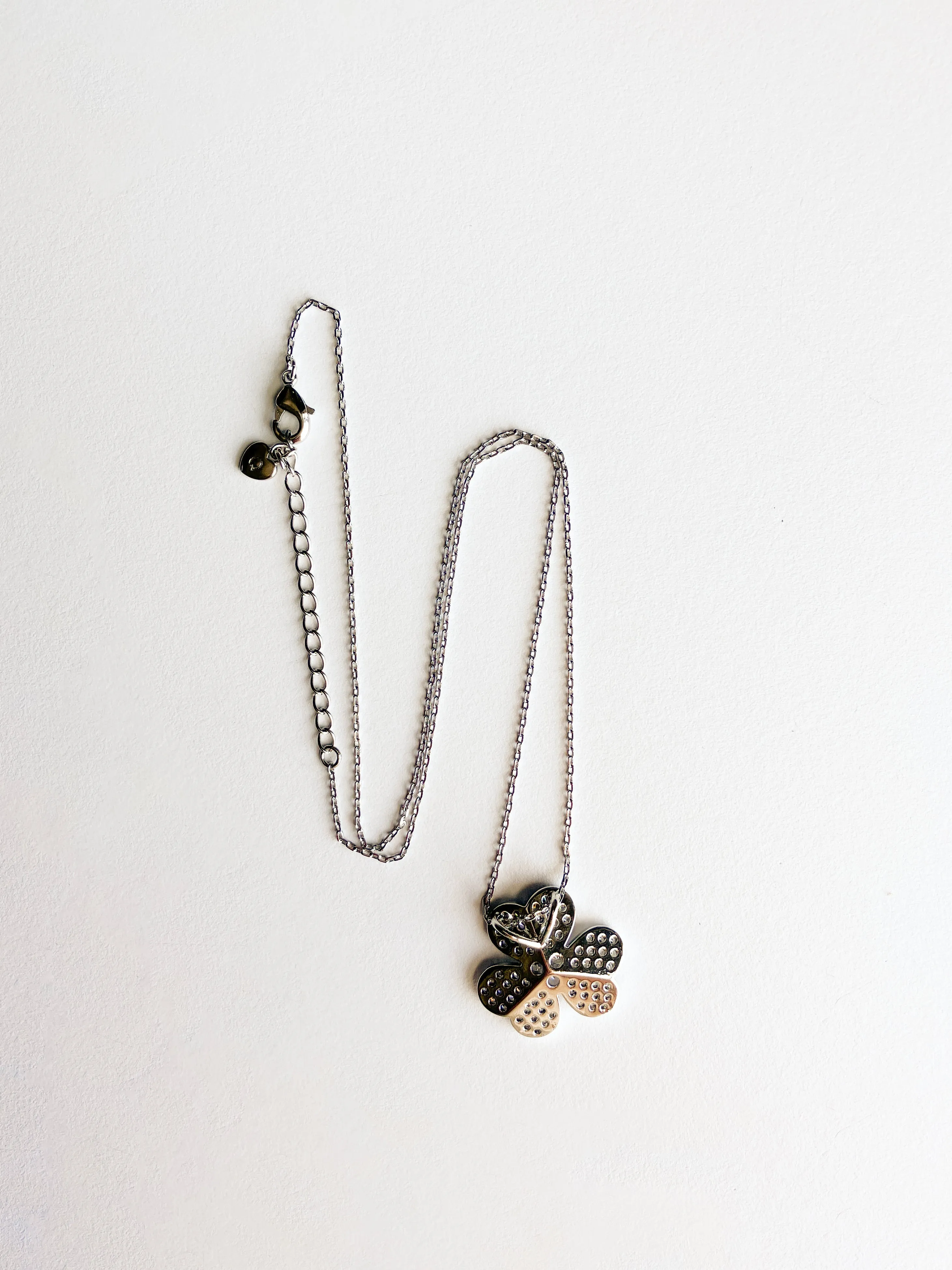 Cubic Zirconium Clover Pendant in Silver