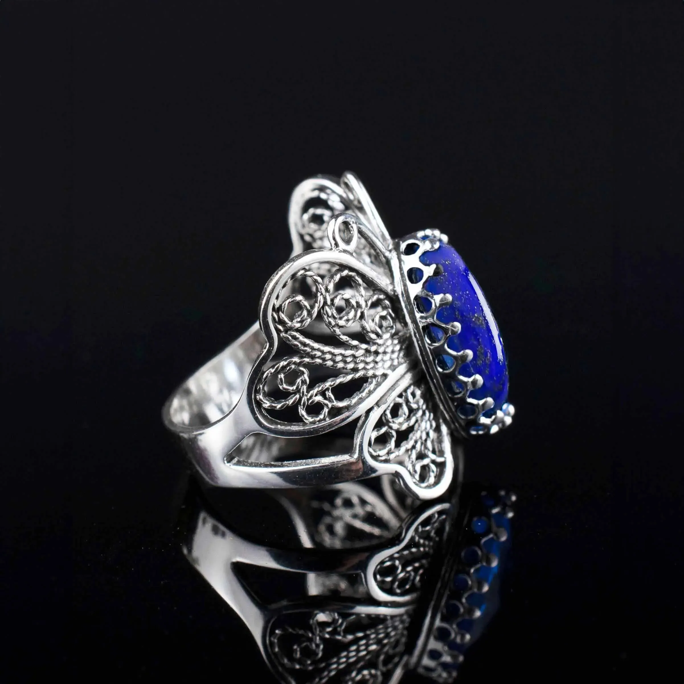 Filigree Art Lapis Lazuli Gemstone Butterfly Design Women Silver Cocktail Ring