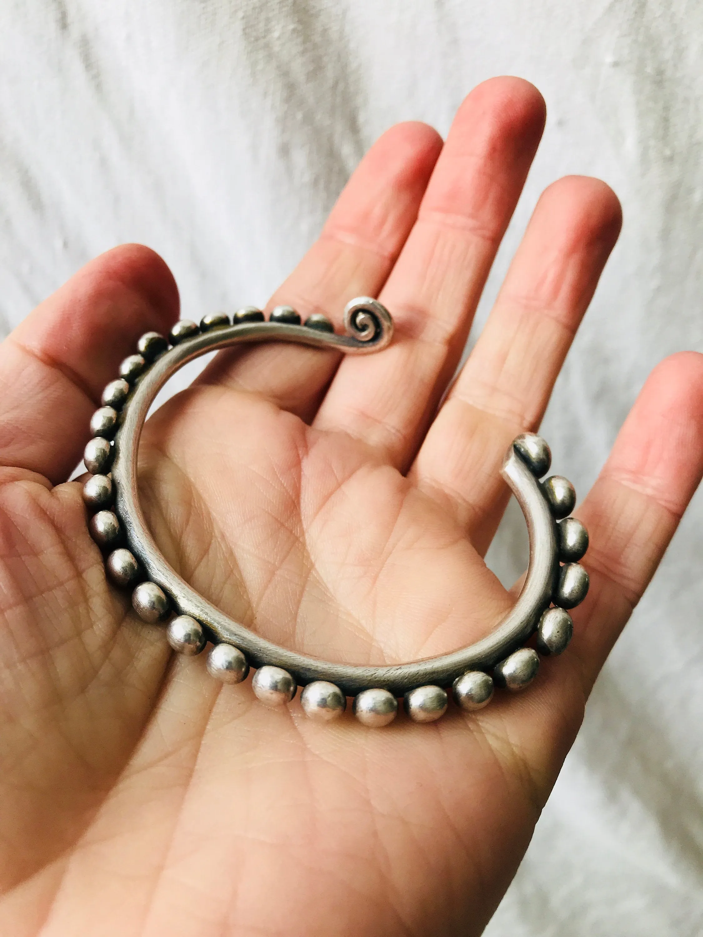 Fine Silver SINGLE Bangle from the Karen Hill Tribe of Thailand