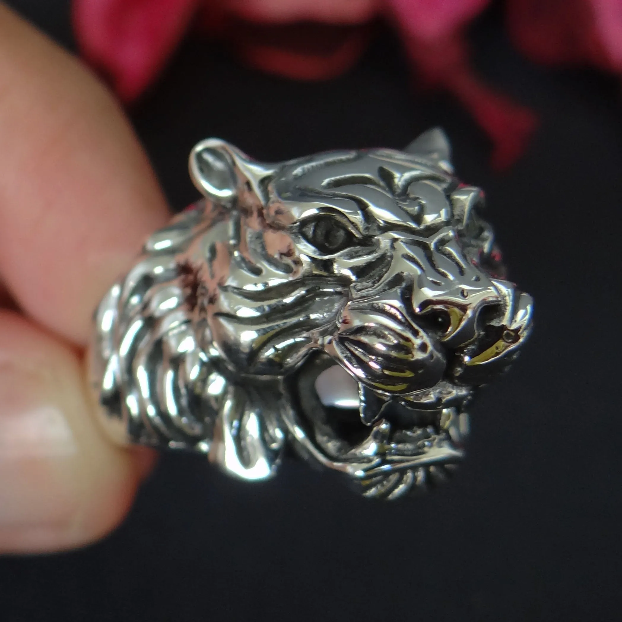 Gorgous Tiger Sterling Silver Ring