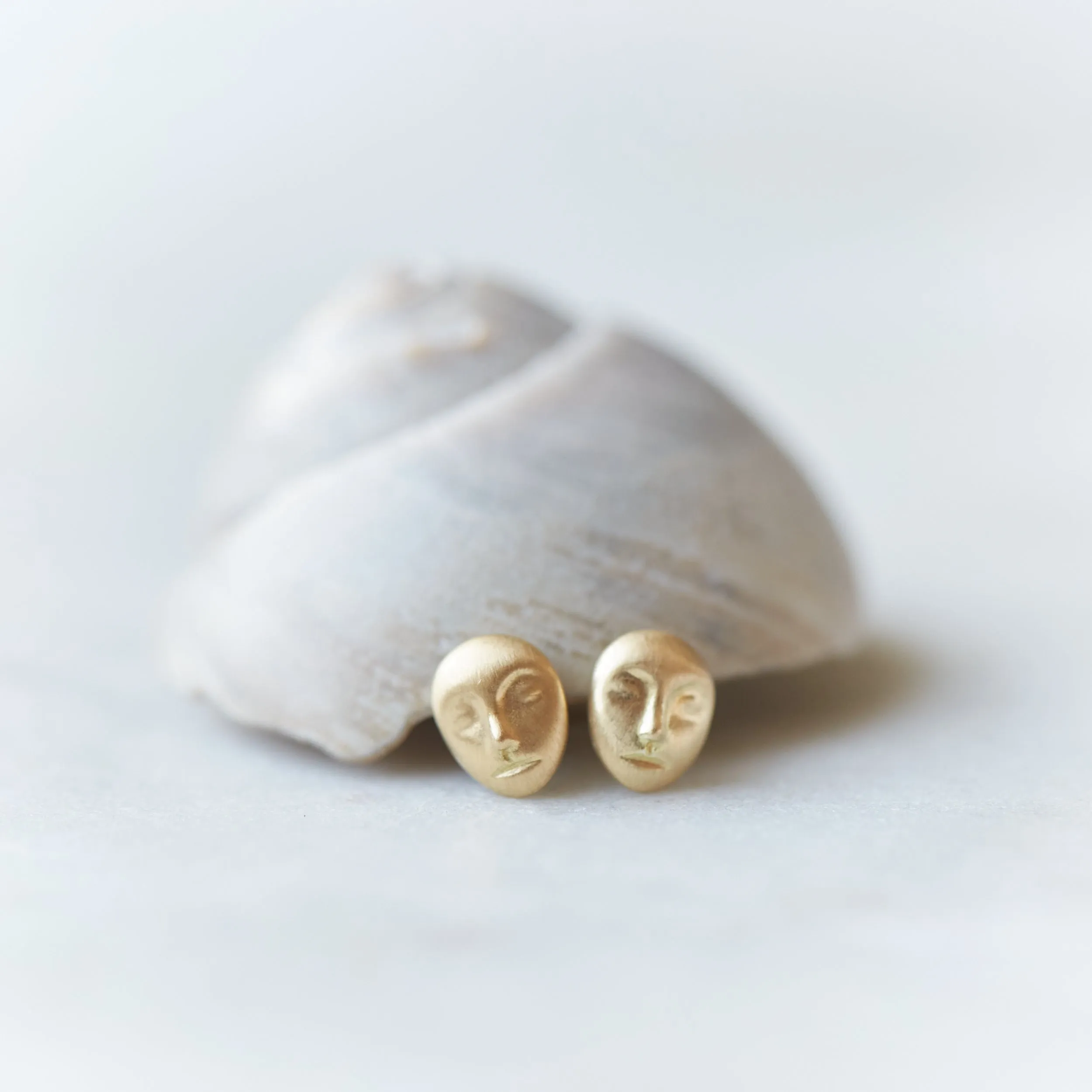Grey Lady Cameo Studs