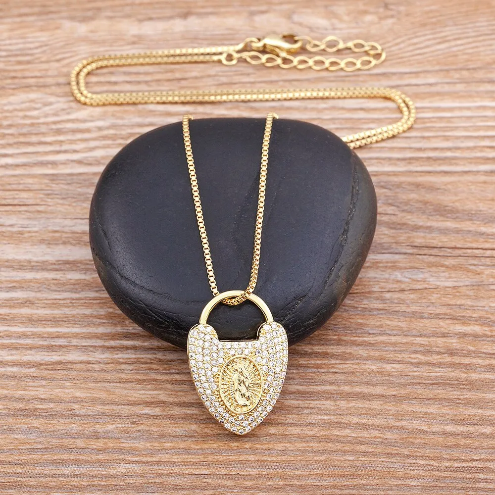 High Quality Virgin Mary Glittering Crystal Pendant Necklace