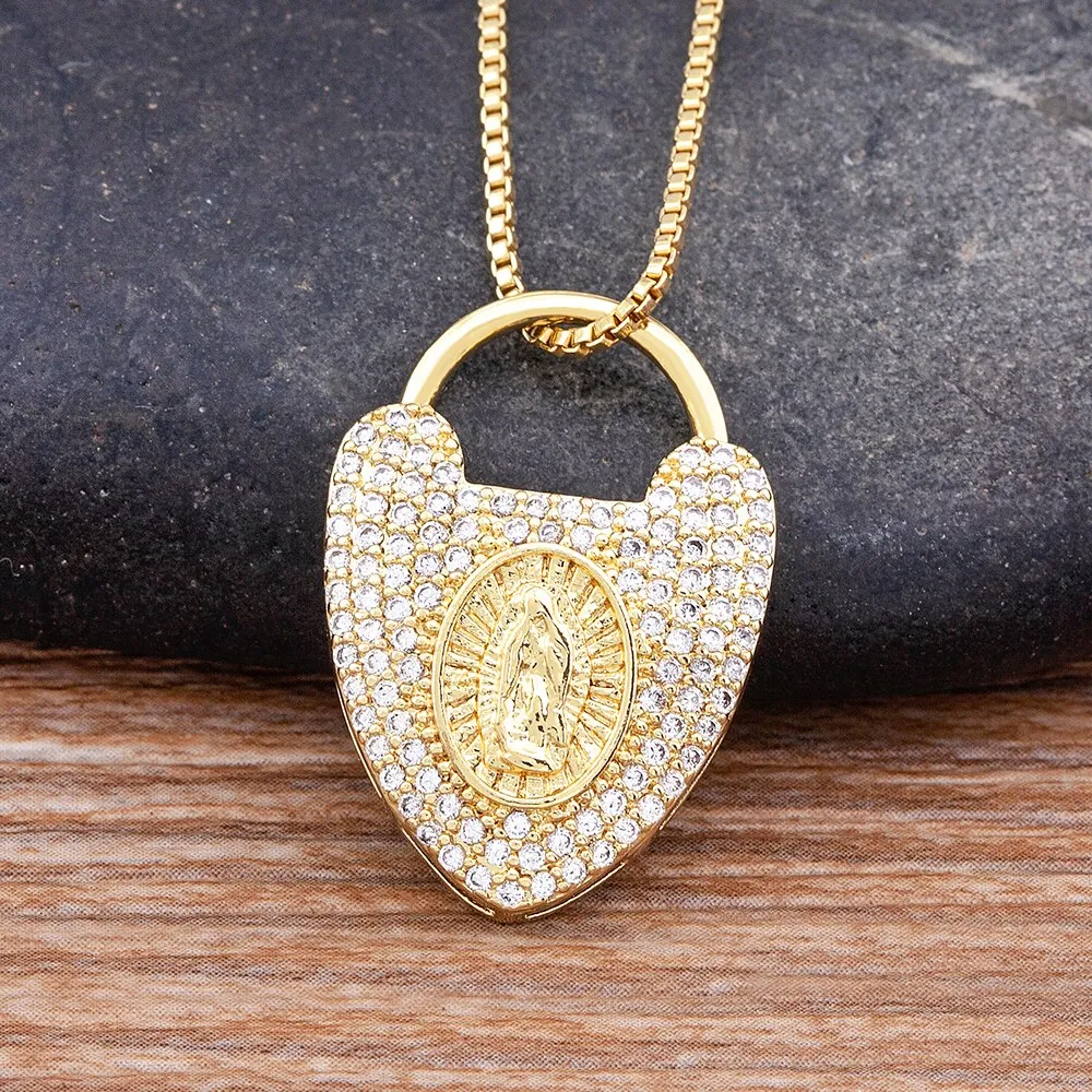 High Quality Virgin Mary Glittering Crystal Pendant Necklace