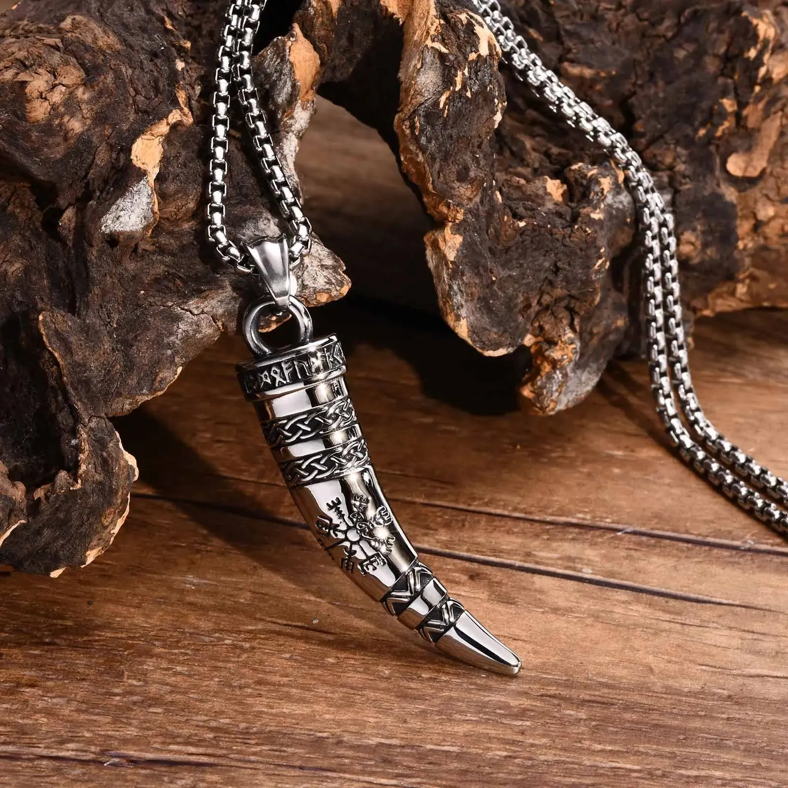 Men's Punk Viking Horn Necklaces, Waterproof Stainless Steel Norse Celtic Knots Compass Pendant