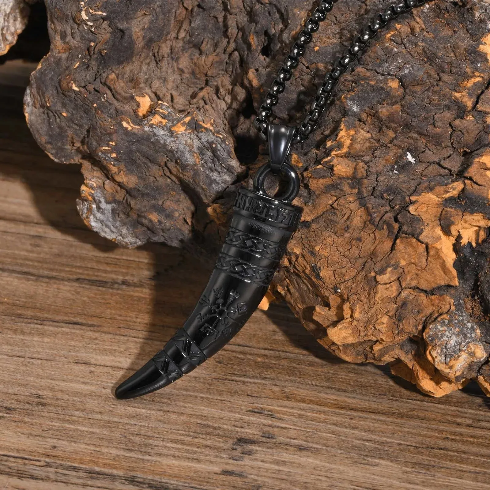 Men's Punk Viking Horn Necklaces, Waterproof Stainless Steel Norse Celtic Knots Compass Pendant
