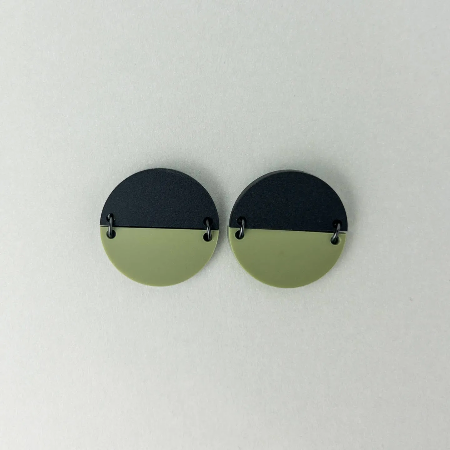Mingled | Two Piece | Statement Studs | Olive Green & Black