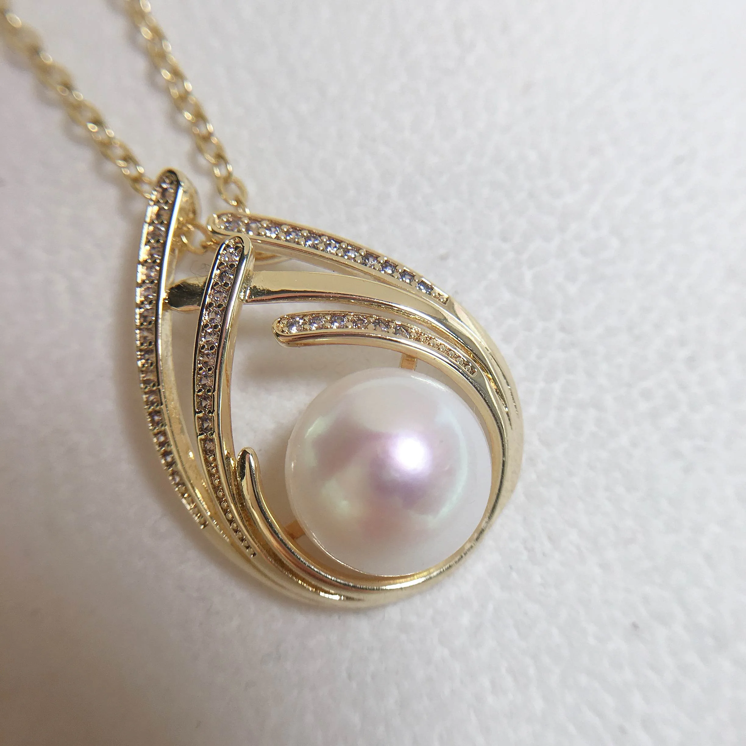 Natural Freshwater Pearl Pendant Creative Exquisite 14K Gold Plated Necklace