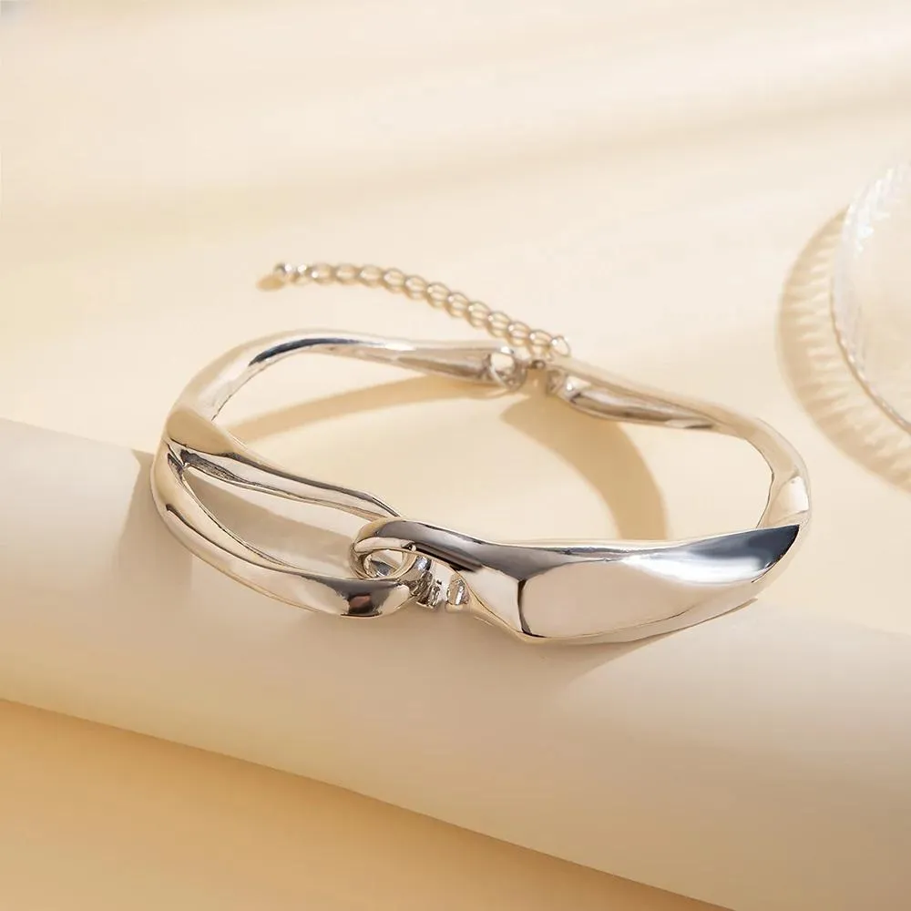 New Metal Choker Necklace for Women Exaggerated Chunky Statement Pendants