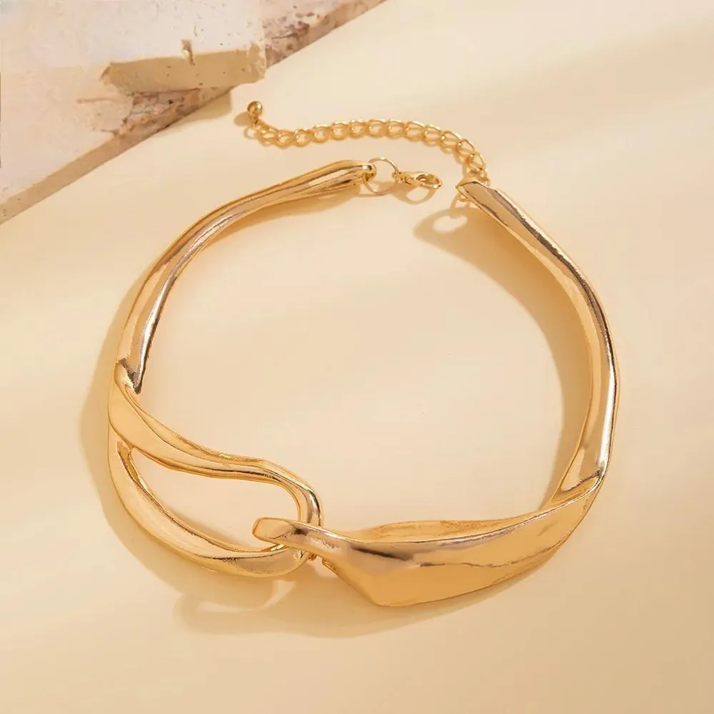 New Metal Choker Necklace for Women Exaggerated Chunky Statement Pendants