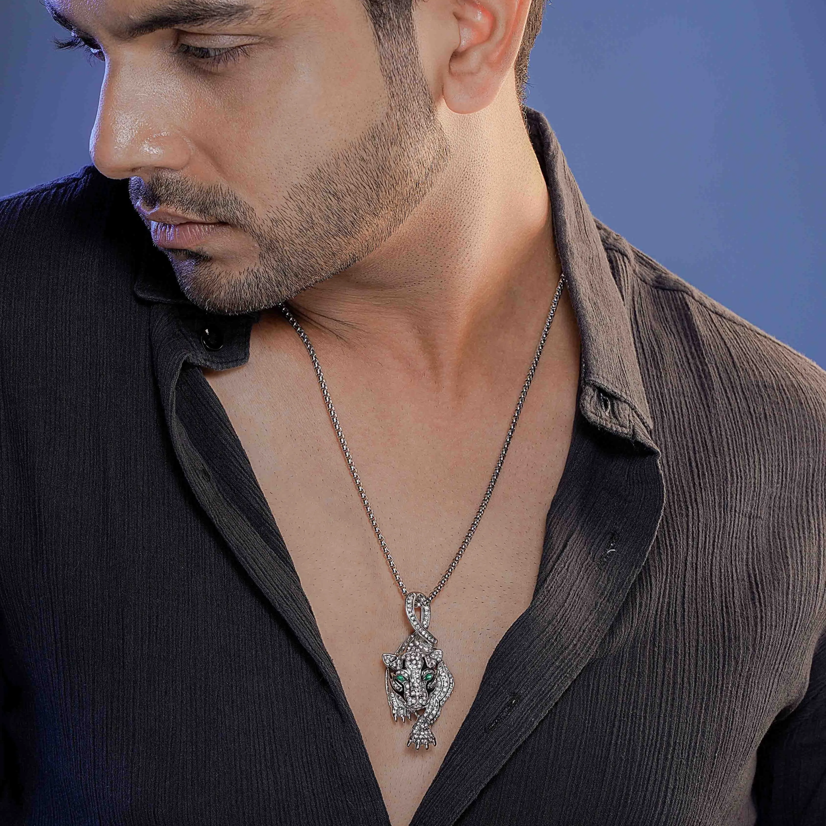 Oscar Silver Men's Chain Pendant