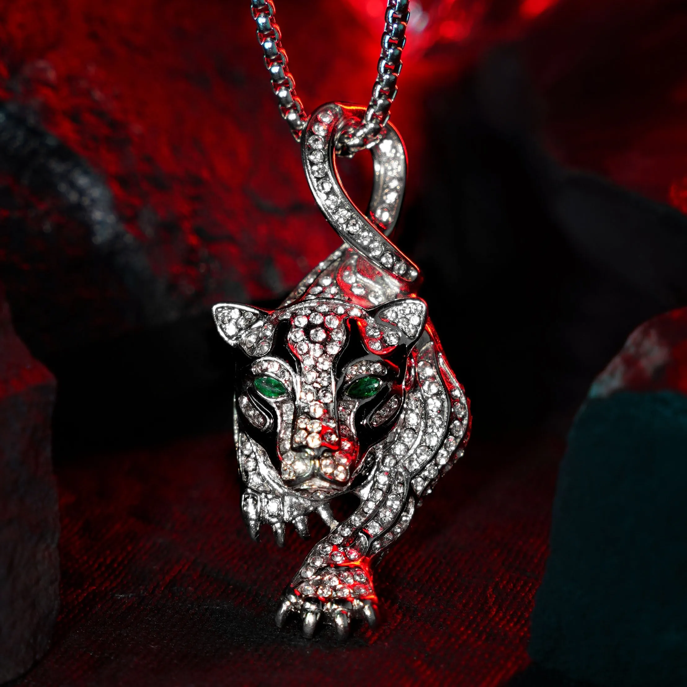 Oscar Silver Men's Chain Pendant
