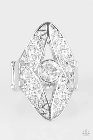 Paparazzi Ring ~ Glittering Gardens - White