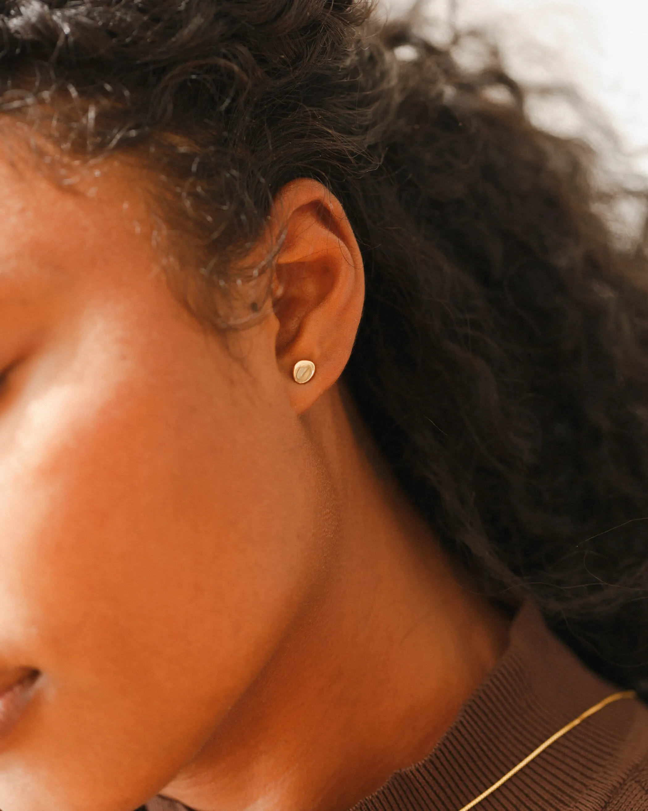 Pebble Studs