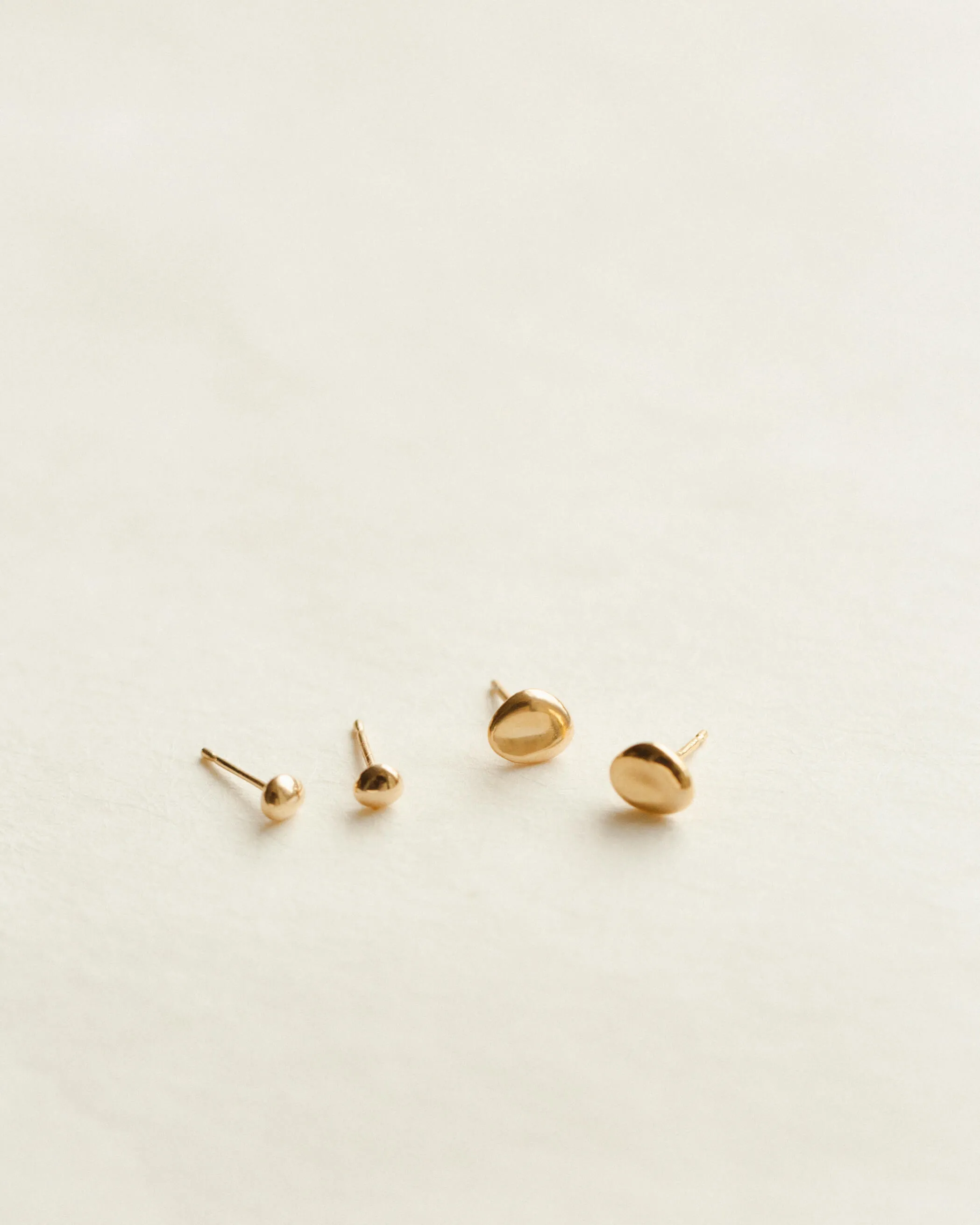 Pebble Studs