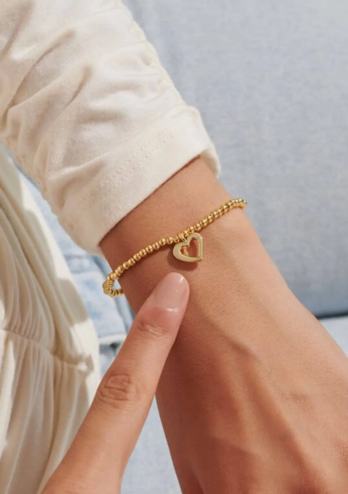 "Love You Mom" Gold Stretch Bracelet