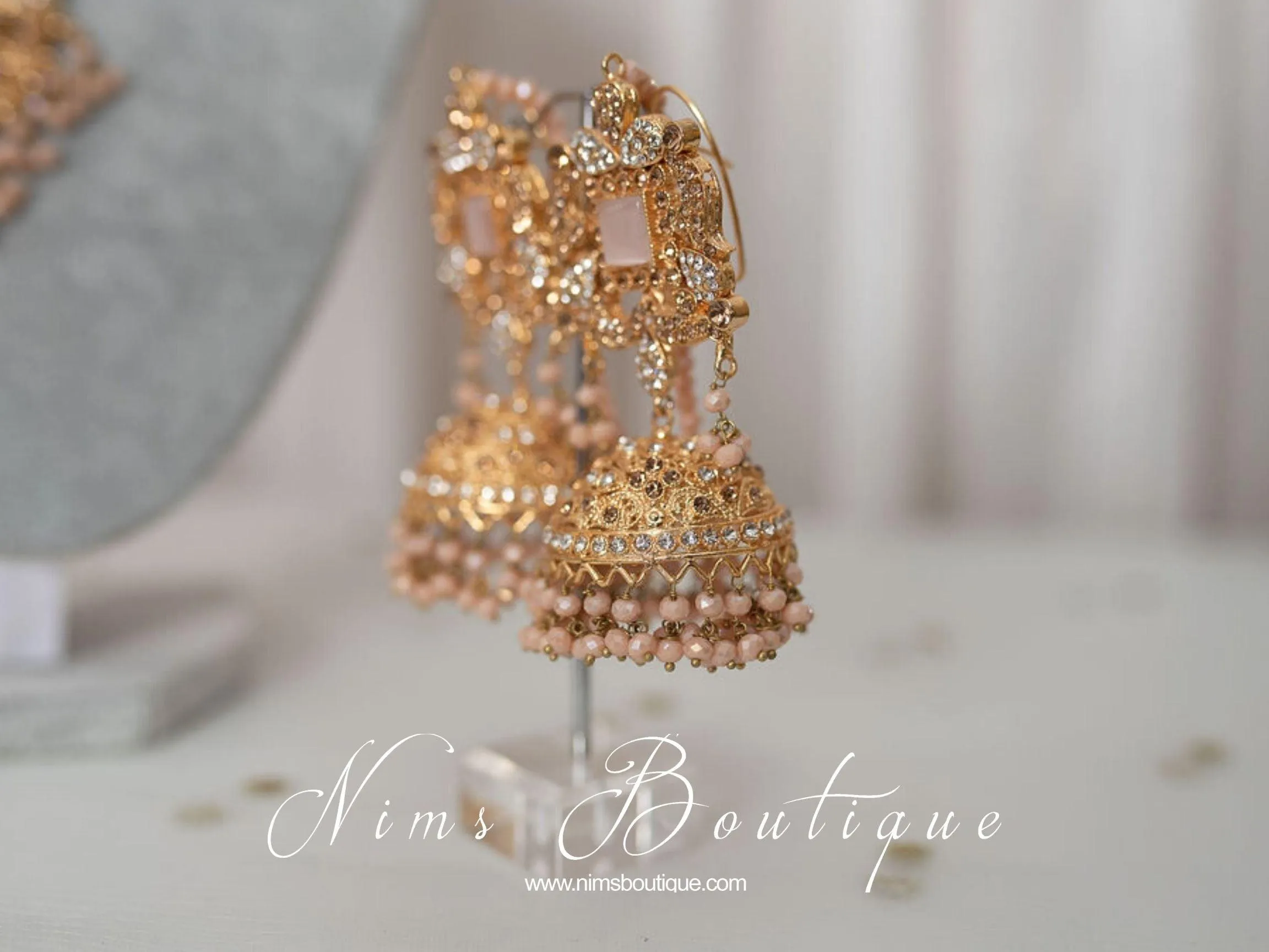 Ridhi Peach Earrings, Tikka & Passa Set