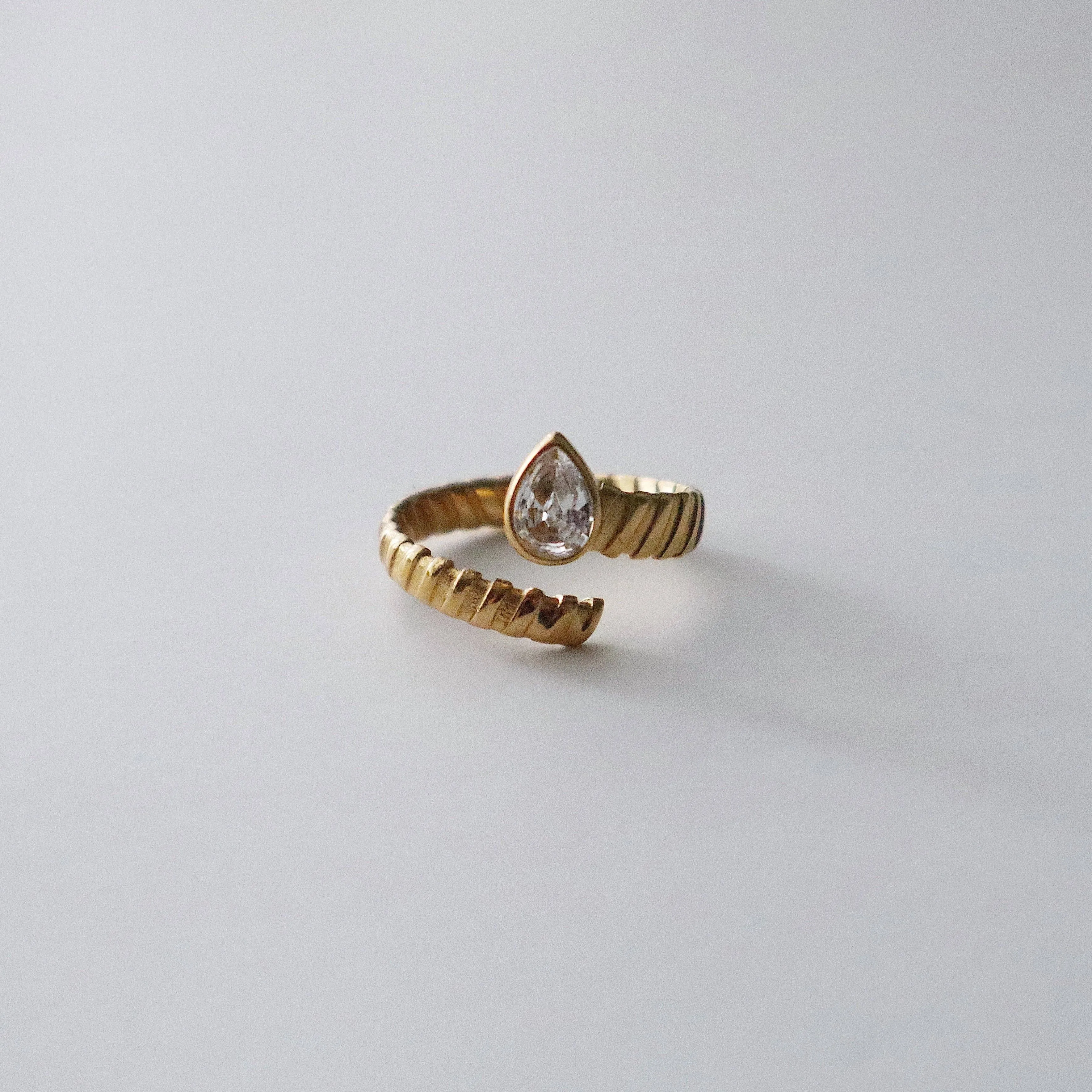 Teardrop Wrap Ring
