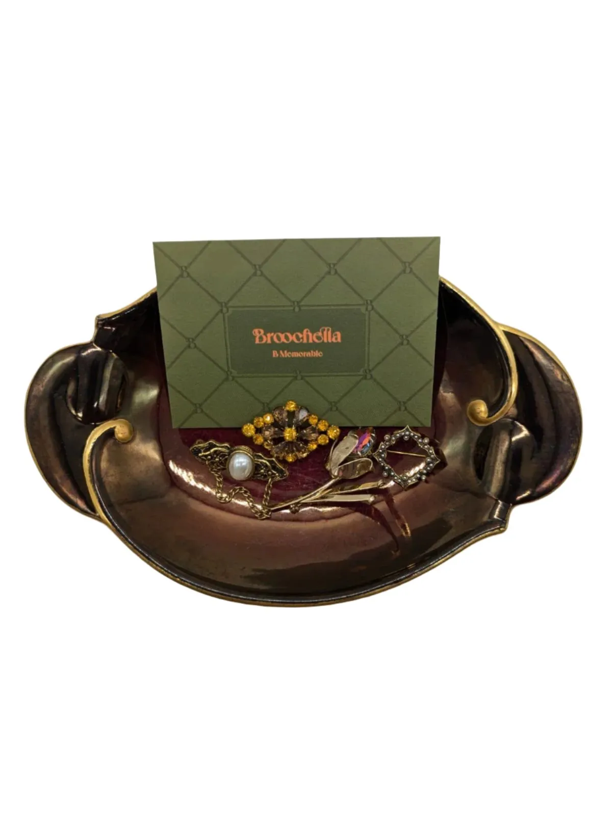 The Golden Relics Vintage Brooch Set