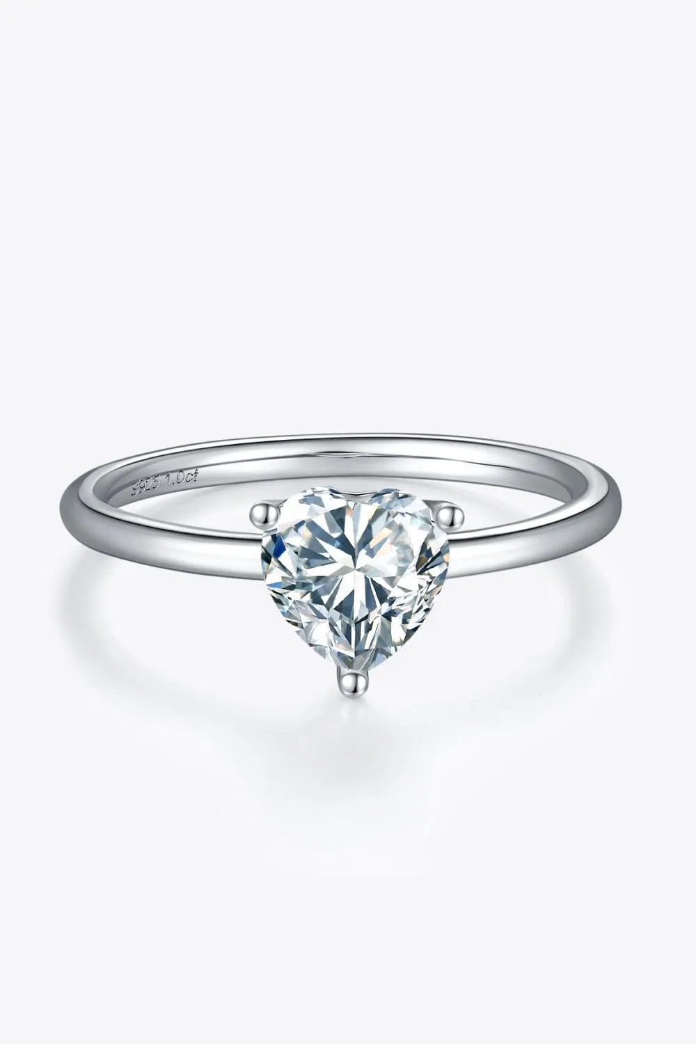 Timeless Brightness Solitaire 1 Carat Moissanite Ring
