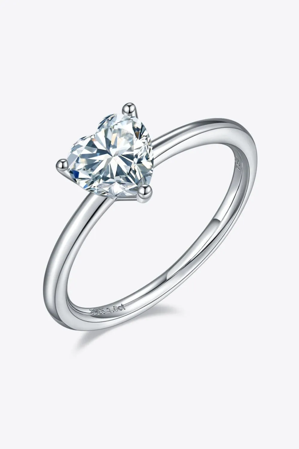 Timeless Brightness Solitaire 1 Carat Moissanite Ring