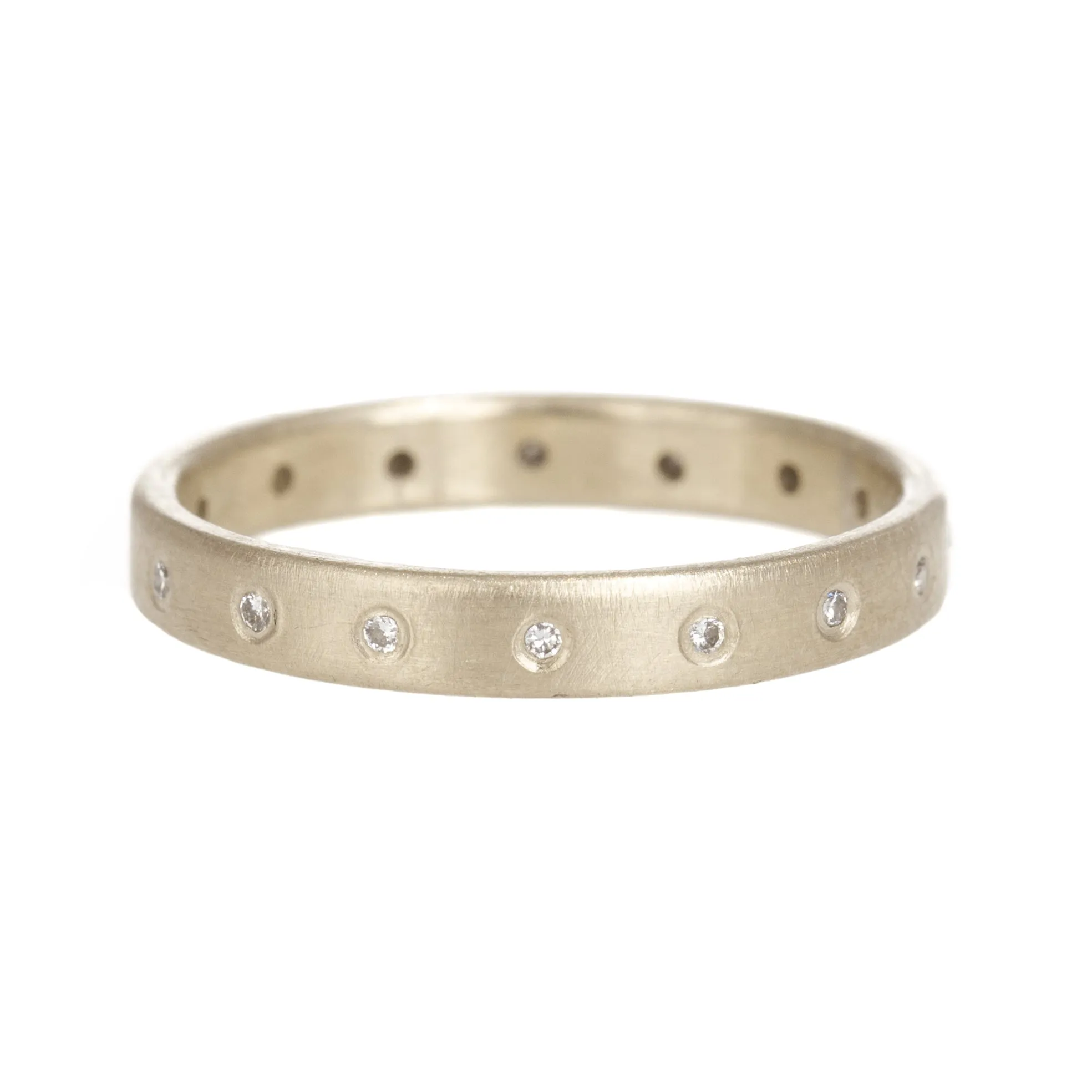 Timeless Wedding Band - 18ky Gold, 18kpw Gold   VS Diamonds