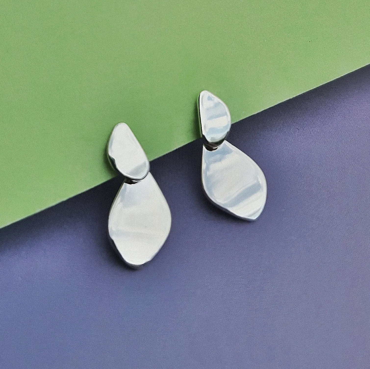 Vurchoo Pebble Link Studs Silver